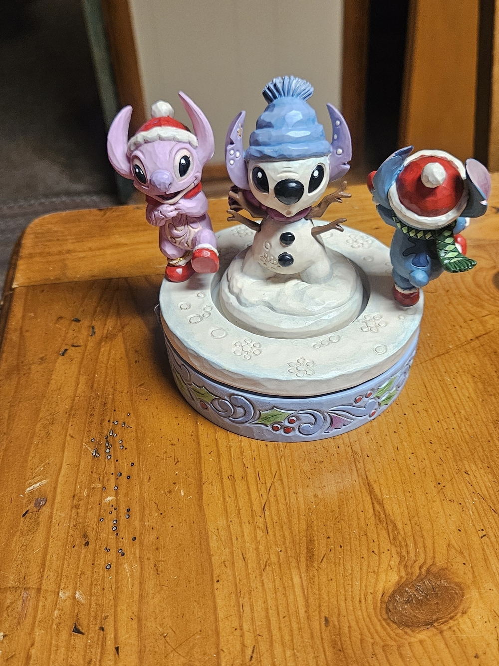 Jim Shore Disney Traditions Holiday Stitch Snowy Shenanigans Spinning Figurine